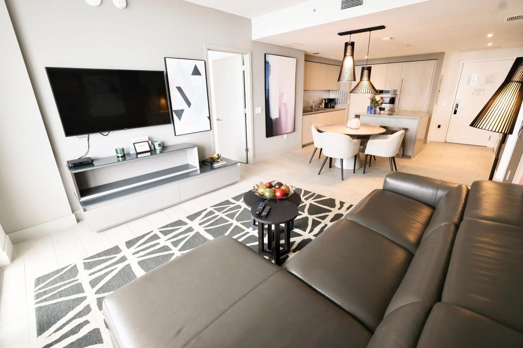 Diamond In The Sky Villa Hollywood Exterior photo